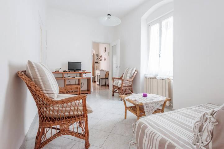 Вилла Casa A Lerici Nell'Antico Borgo Экстерьер фото