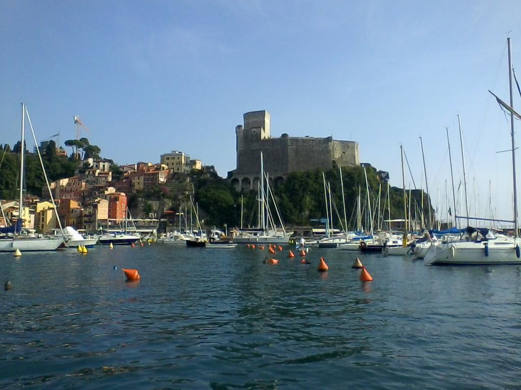 Вилла Casa A Lerici Nell'Antico Borgo Номер фото