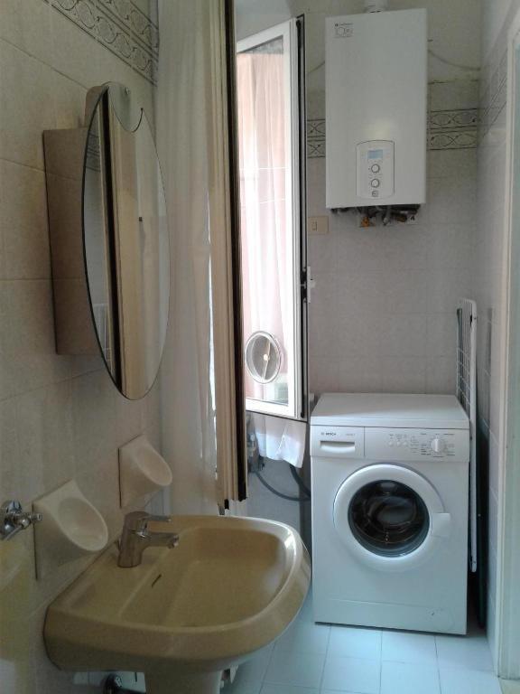 Вилла Casa A Lerici Nell'Antico Borgo Экстерьер фото