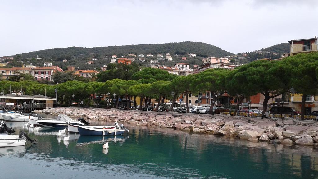 Вилла Casa A Lerici Nell'Antico Borgo Экстерьер фото