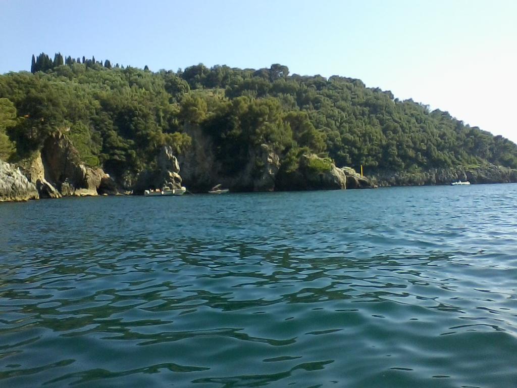 Вилла Casa A Lerici Nell'Antico Borgo Экстерьер фото