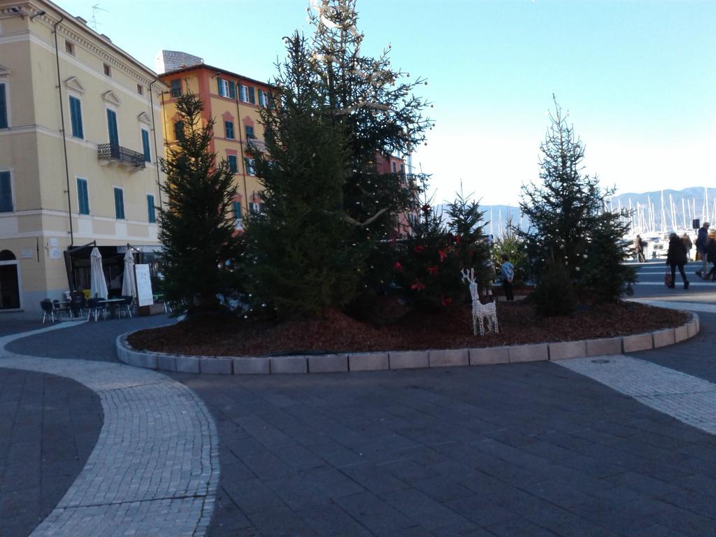 Вилла Casa A Lerici Nell'Antico Borgo Экстерьер фото